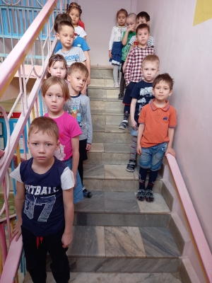 По ступенькам вверх и вниз