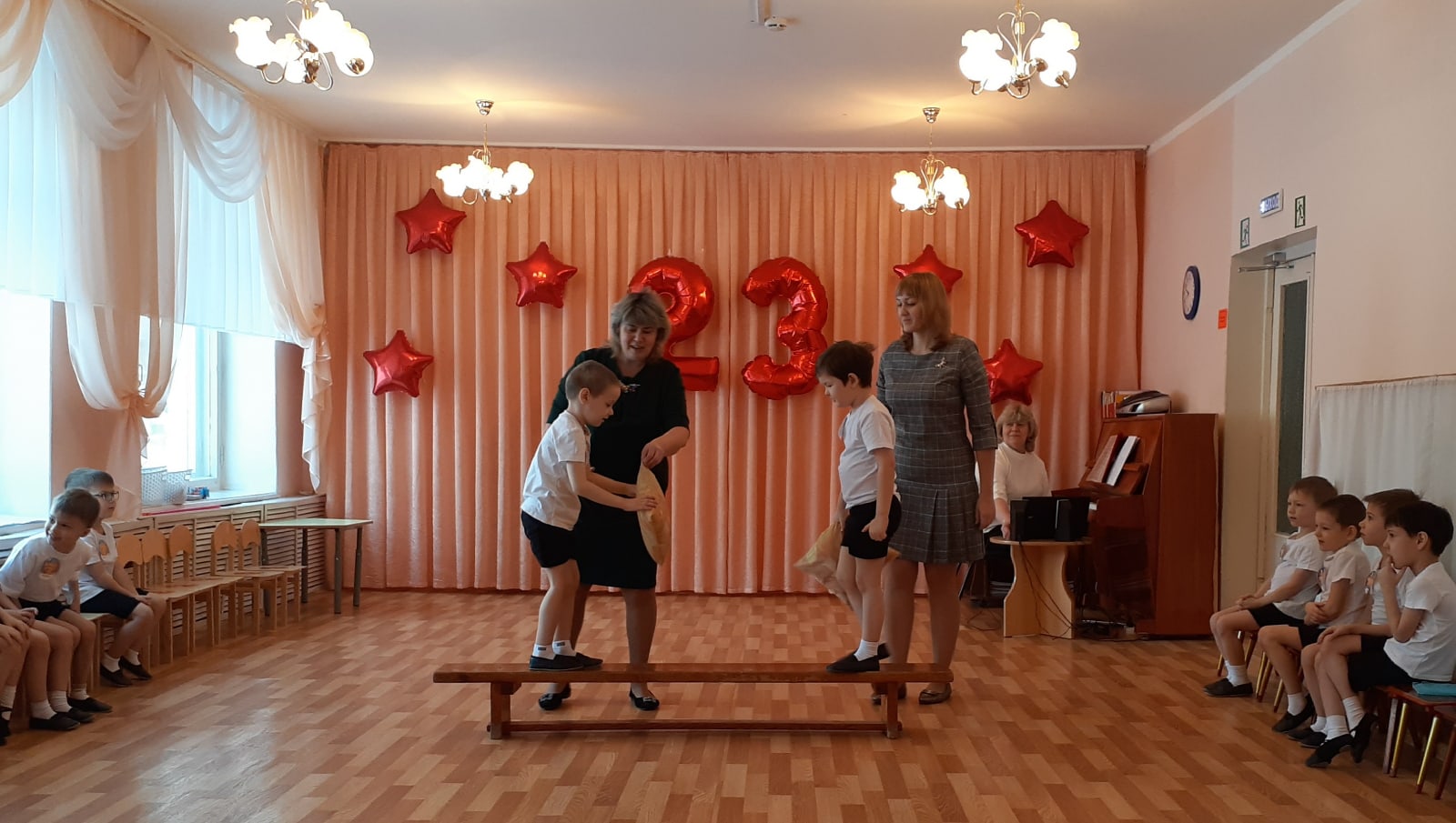 "Мы солдаты - бравые ребята"